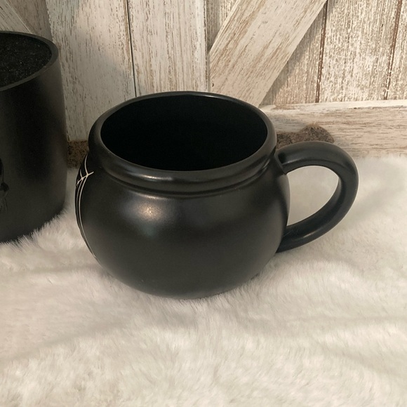 Target Spritz 2022 Cauldron Mug with Spiderweb - Picture 2 of 7